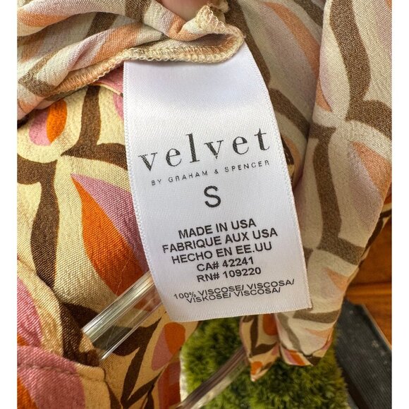 Velvet by Graham & Spencer Wrap Dress | Geometric Print | Size S | Made in USA - Picture 9 of 10